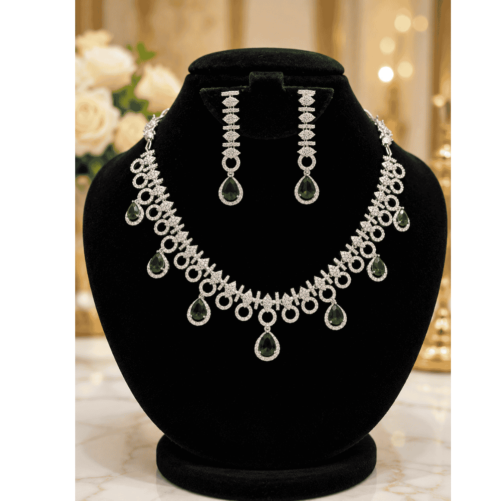 Diamond Finish Emerald Necklace Set Diamond-Finish-Emerald-Necklace