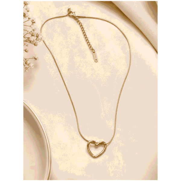 Timeless-Heart-Pendant-Chain.